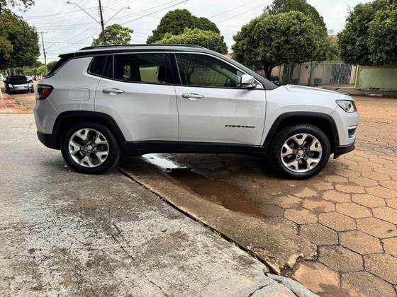 JEEP COMPASS 2.0 16V FLEX LIMITED AUTOMÁTICO JEEP COMPASS 2.0 16V FLEX LIMITED AUTOMÁTICO